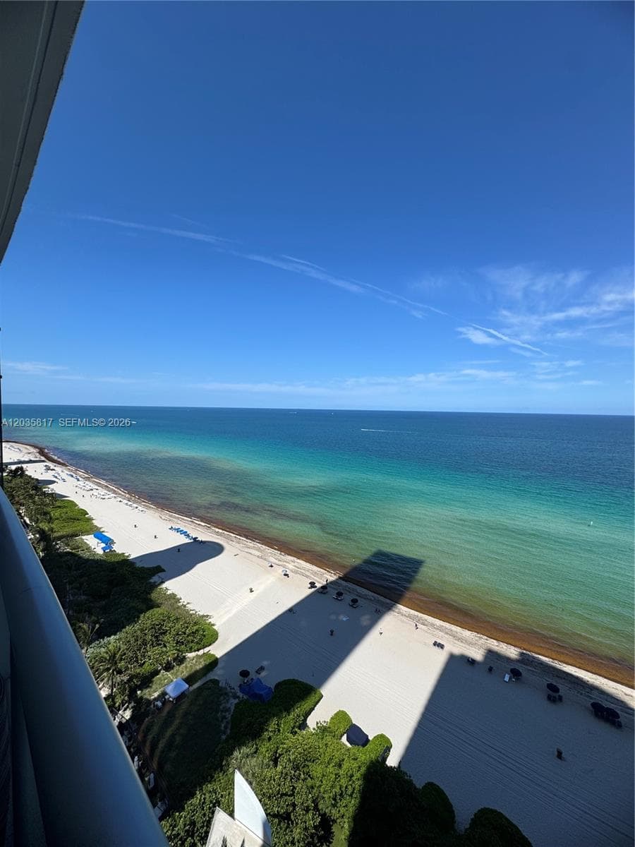 17121 Collins Ave 1906 photo 15