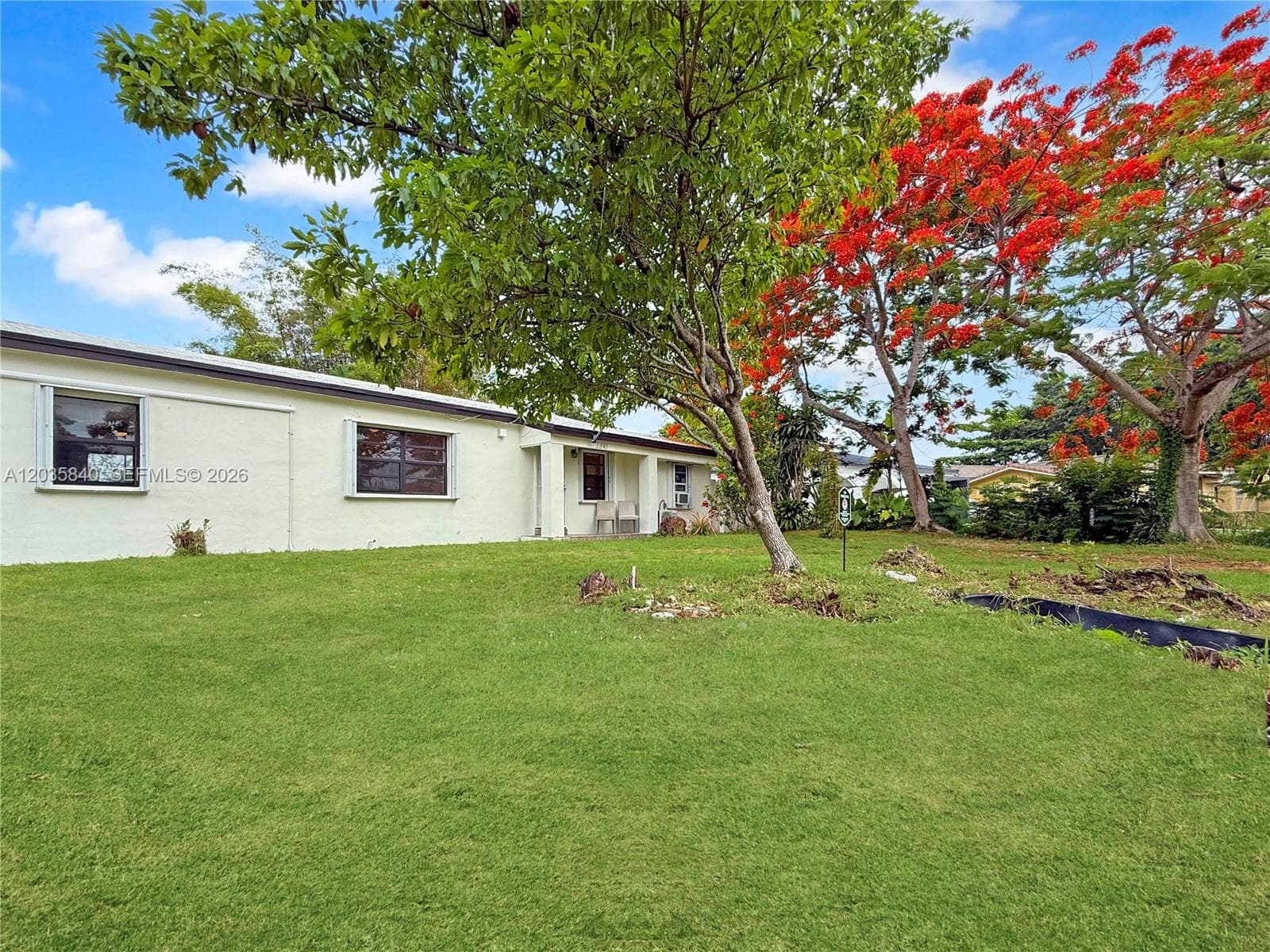 3390 SW 75th Ave B photo 2