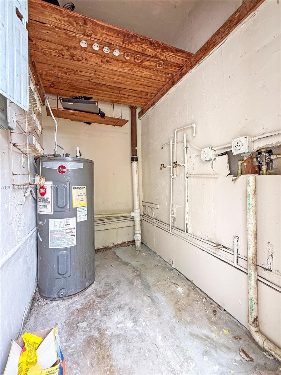 3390 SW 75th Ave B photo 17