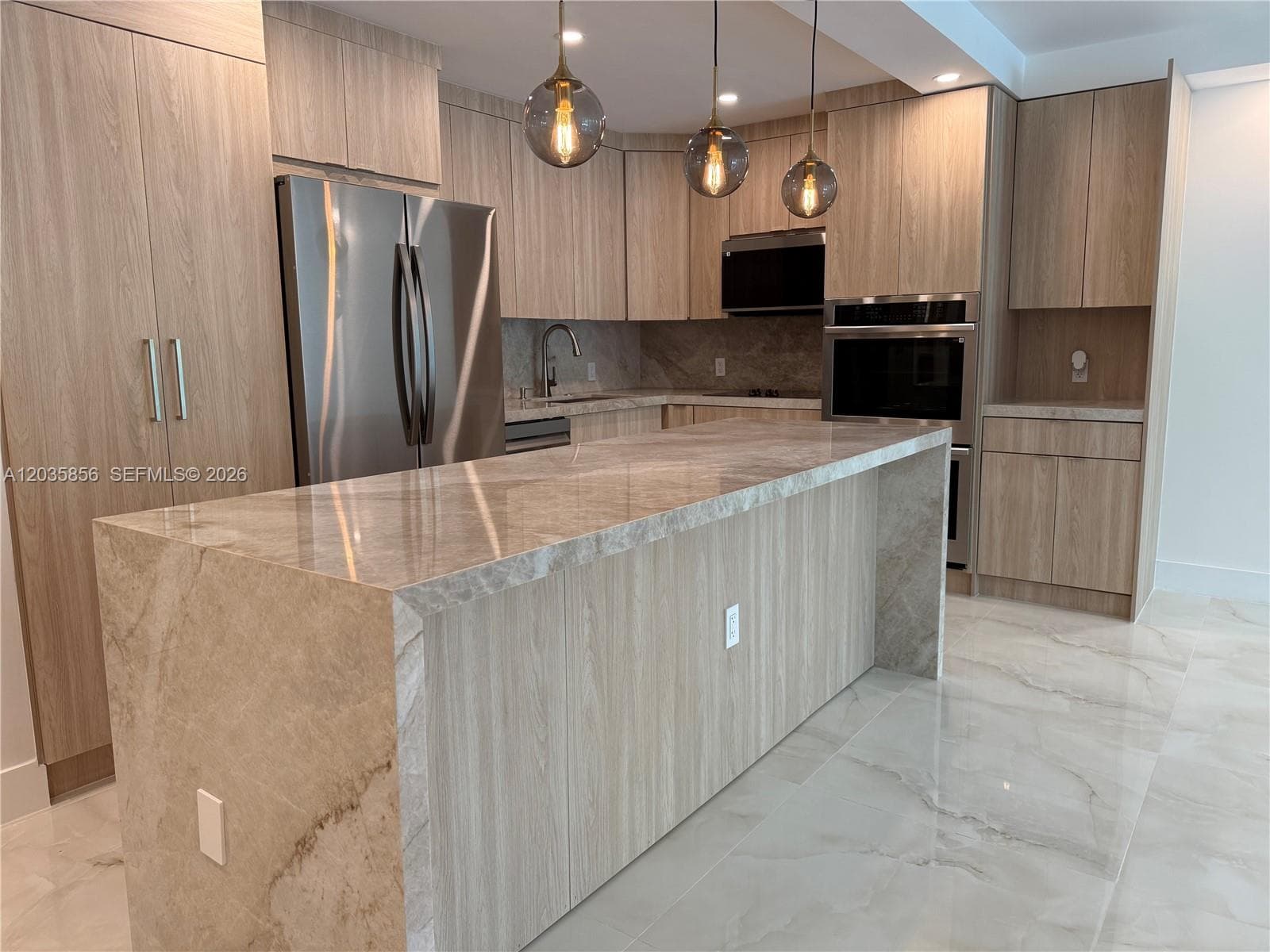 19390 Collins Ave 224 photo 1