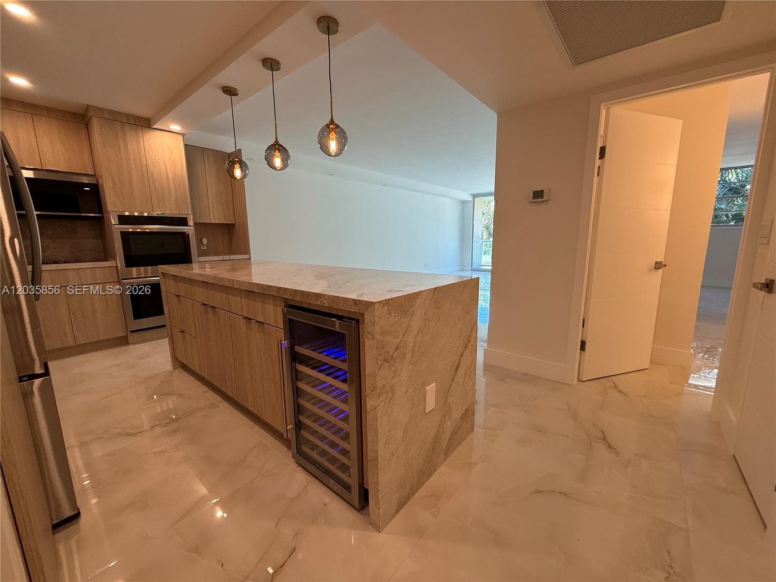 19390 Collins Ave 224 photo 11