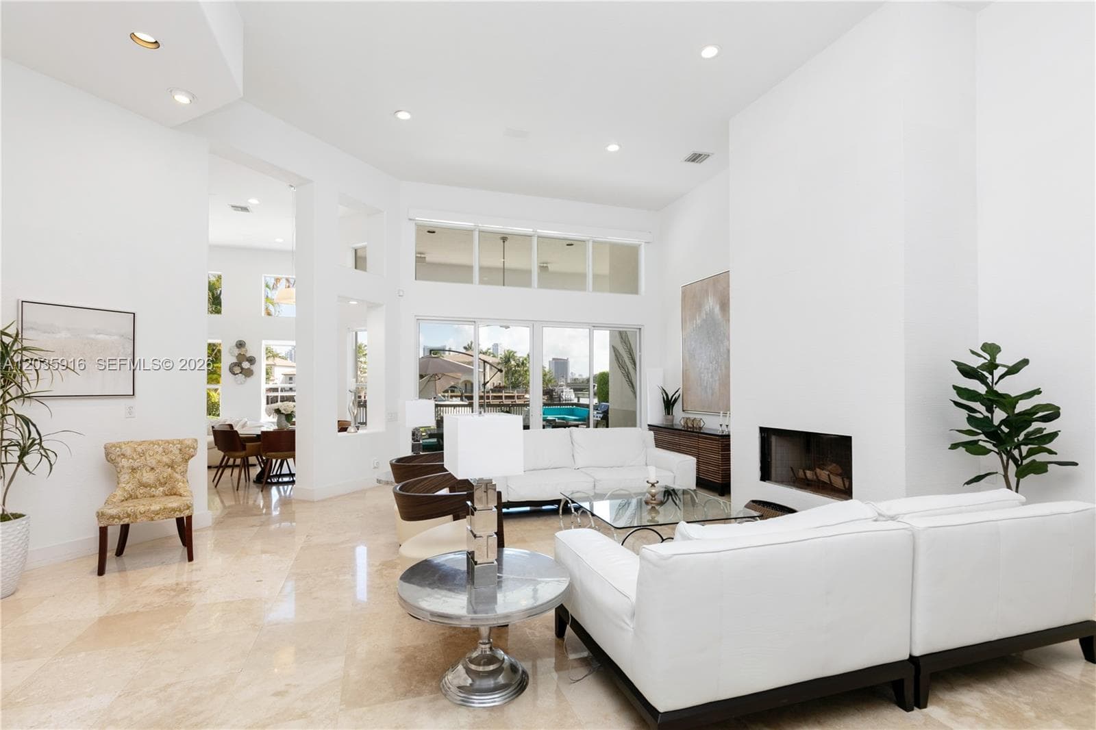 954 Sanibel Dr 954 photo 7