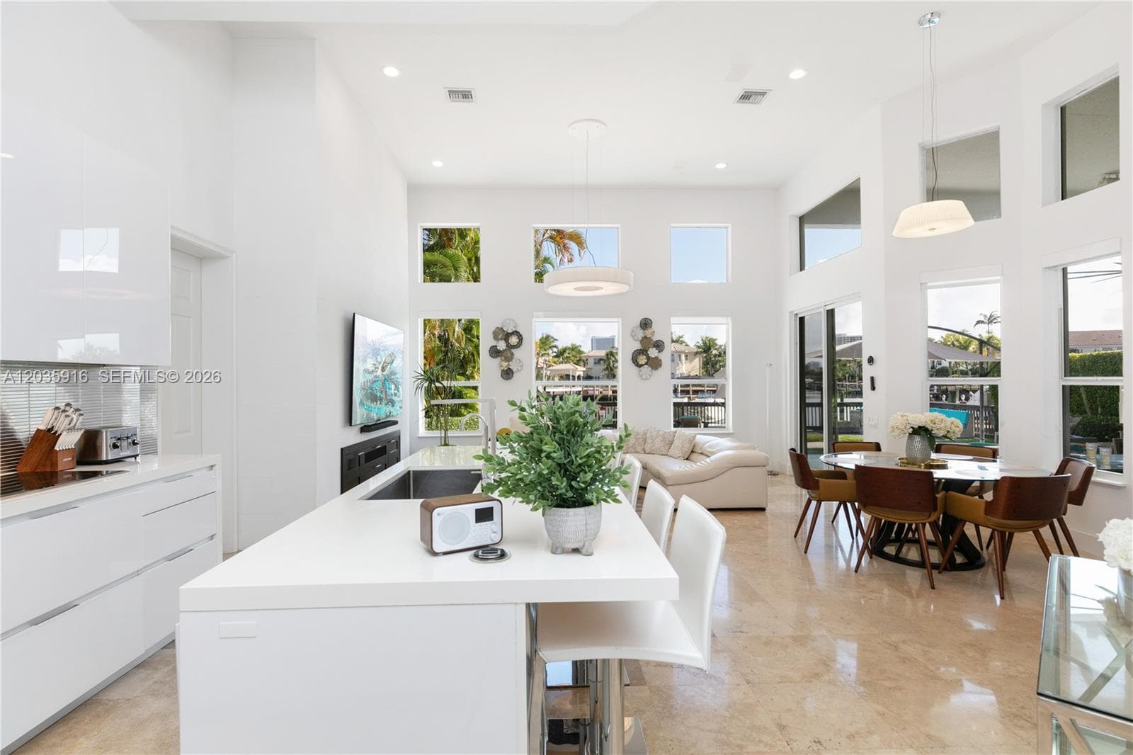 954 Sanibel Dr 954 photo 18