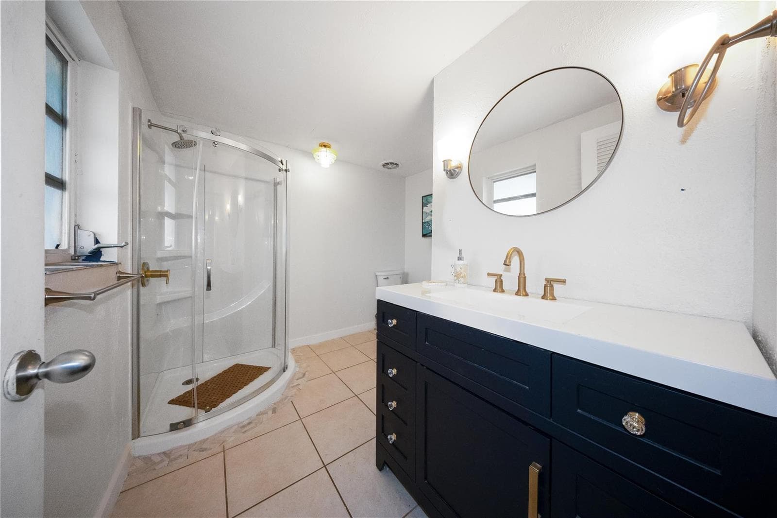 133 Valois Boulevard photo 18