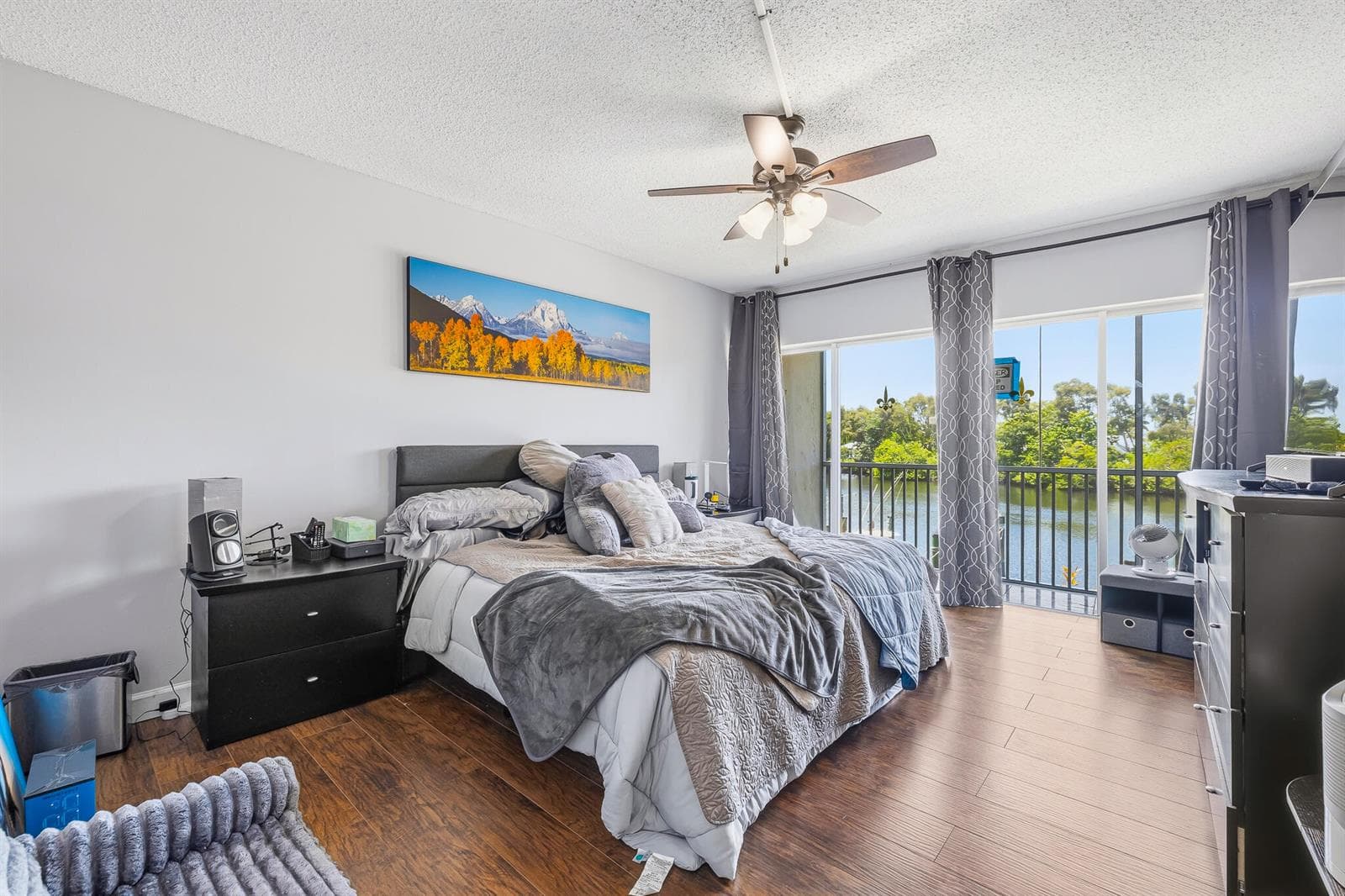 1319 E Hillsboro Boulevard 208 photo 13