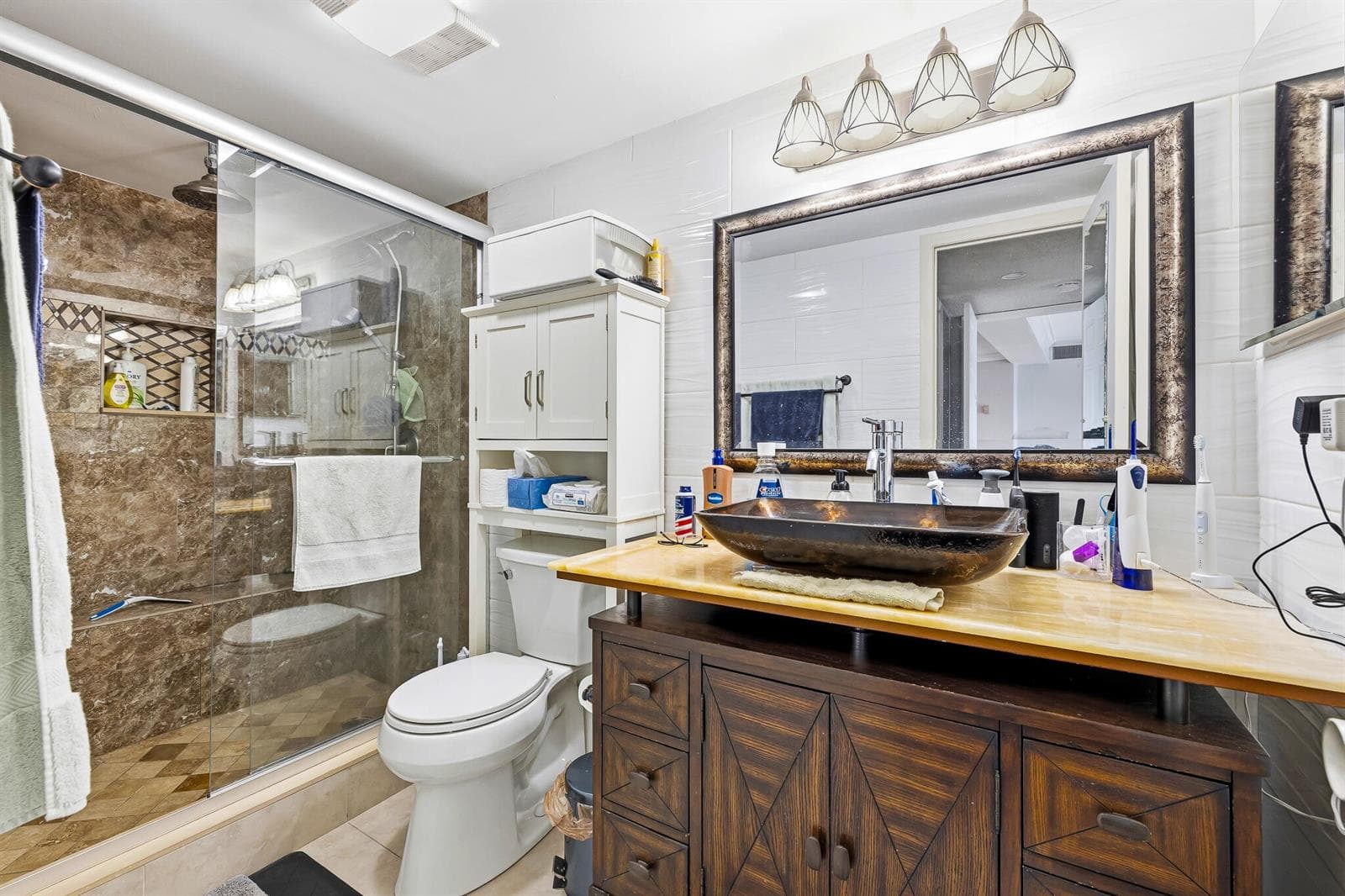 1319 E Hillsboro Boulevard 208 photo 15