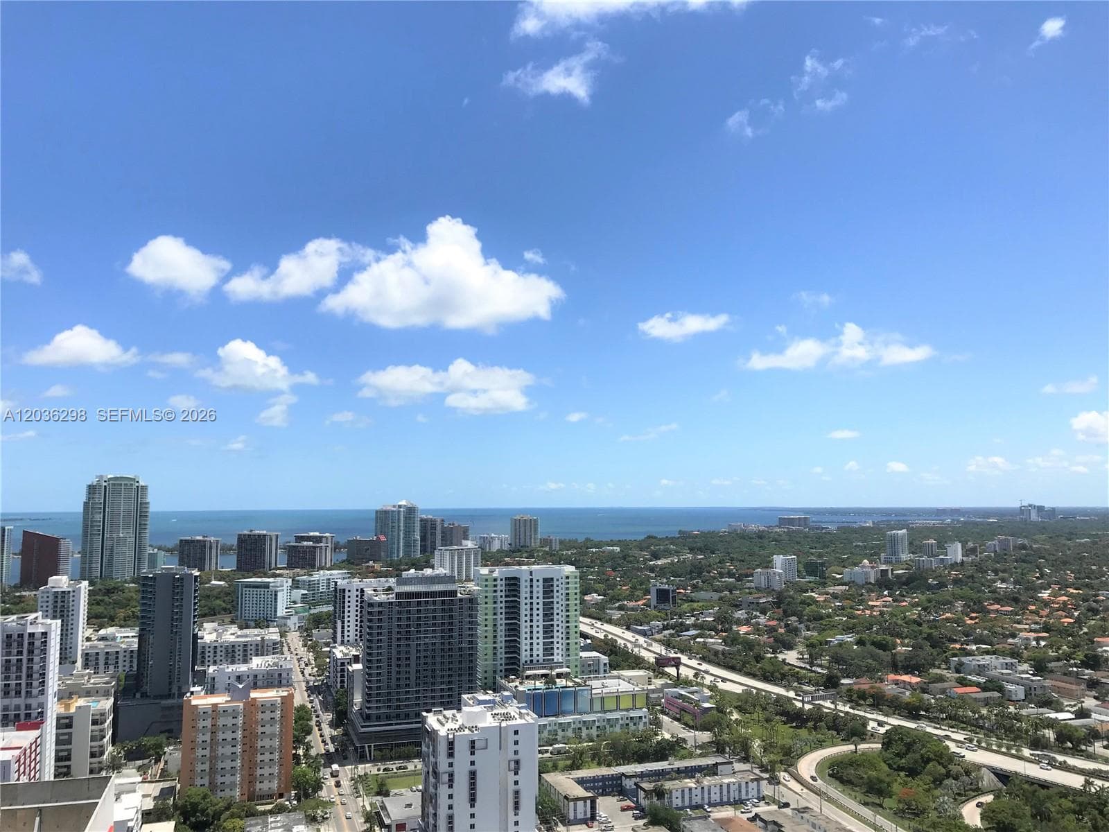 185 SW 7th St 3806 photo 11