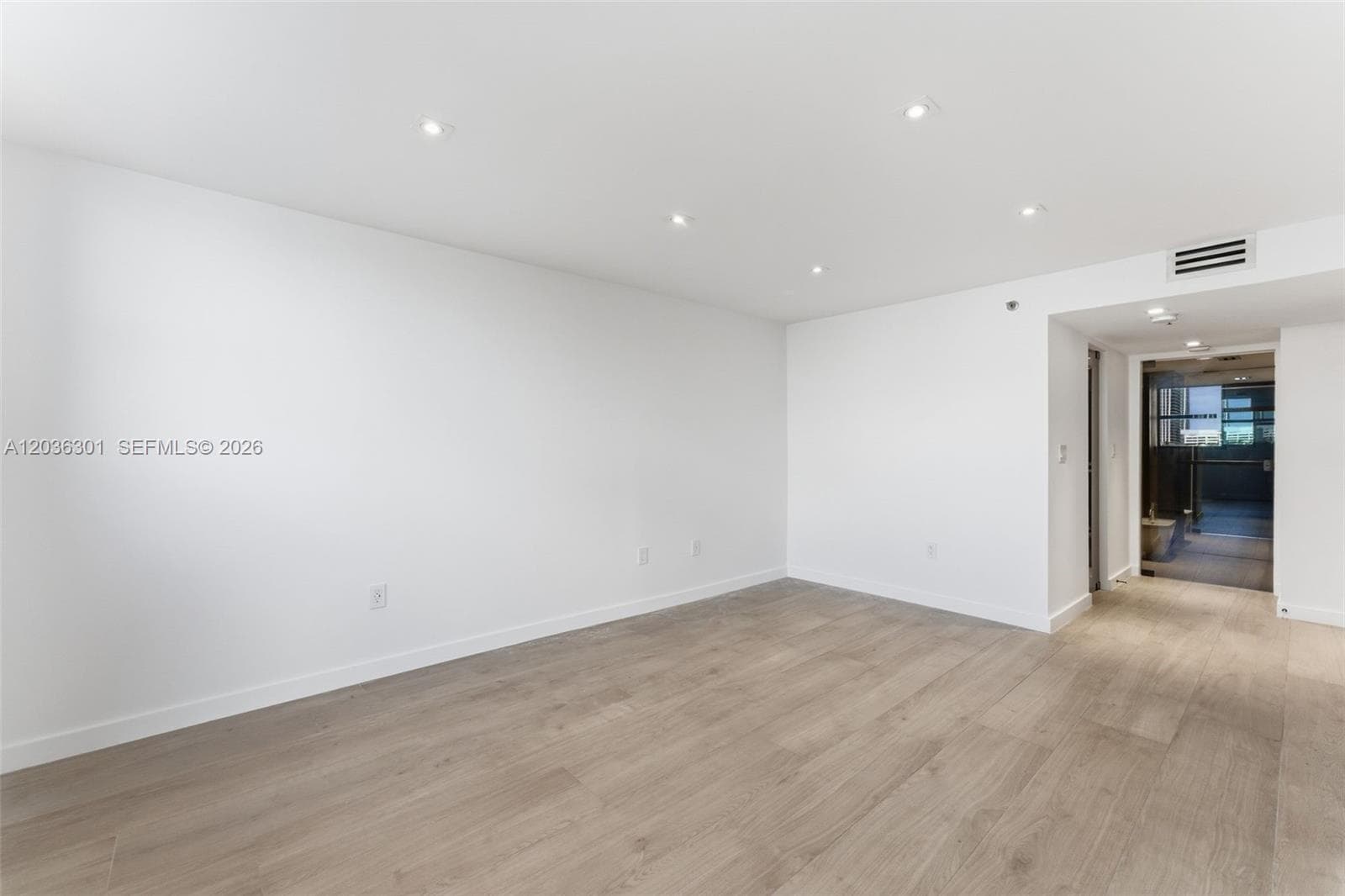 801 N Venetian Dr 308 photo 14