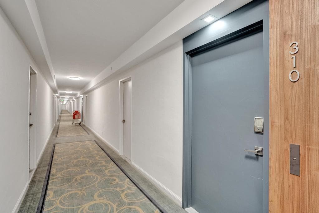 4010 Galt Ocean Drive 310 photo 20