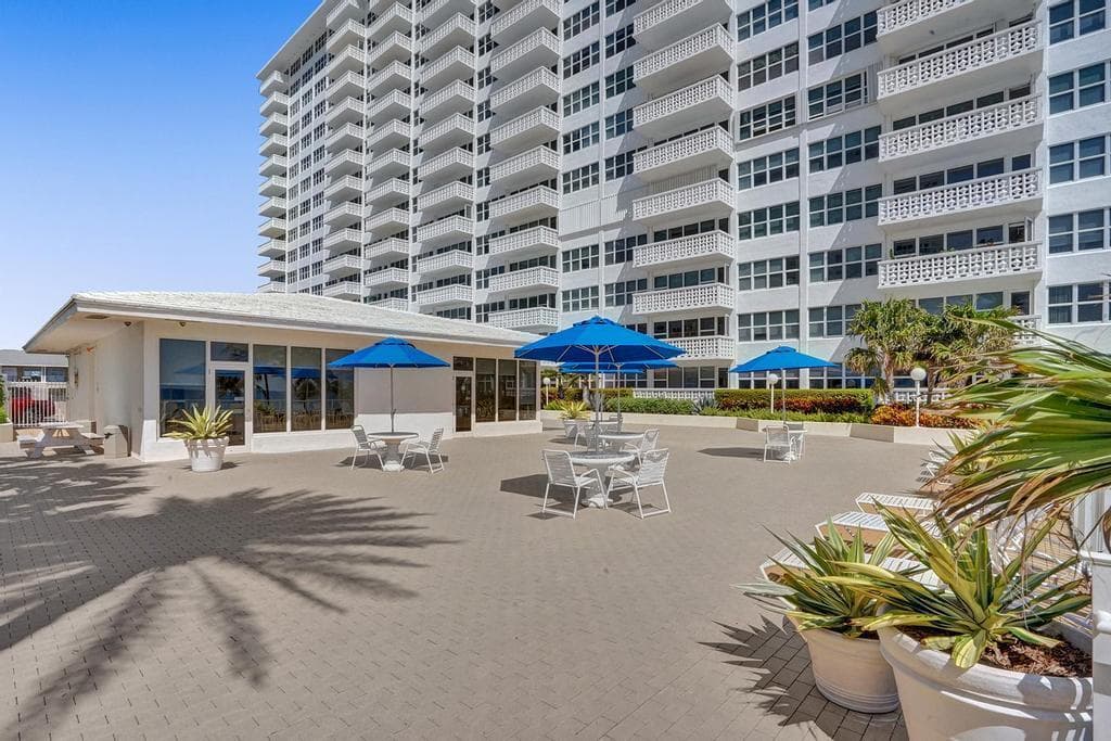 4010 Galt Ocean Drive 310 photo 14