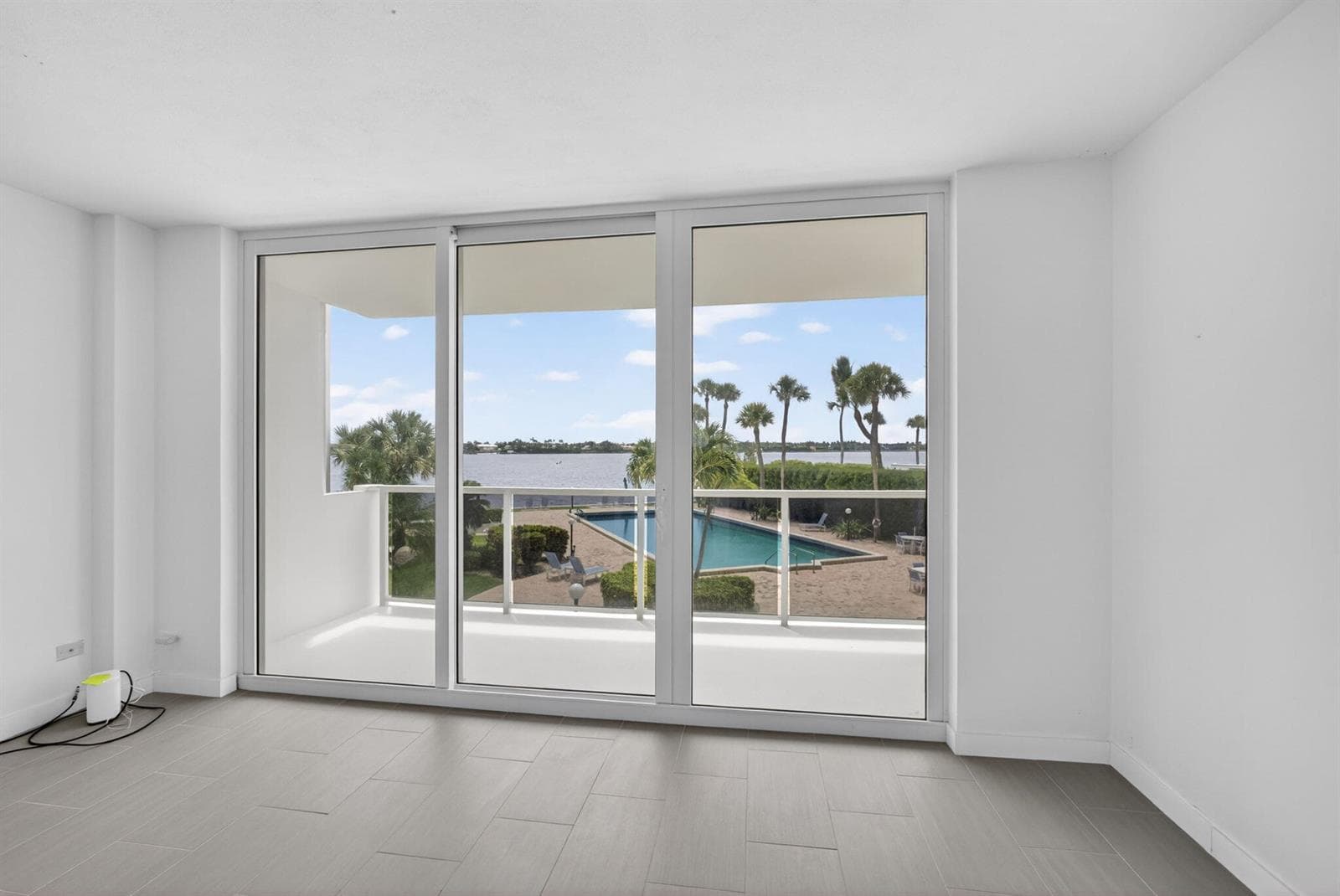 2800 N Flagler Drive 202 photo 9