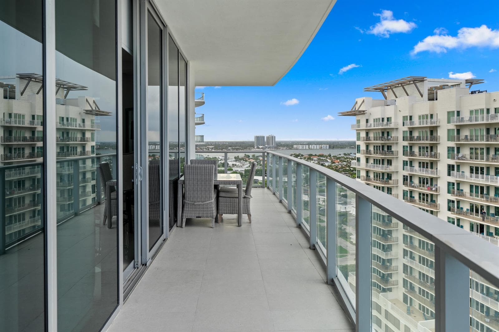 3100 N Ocean Drive H-1708 photo 12
