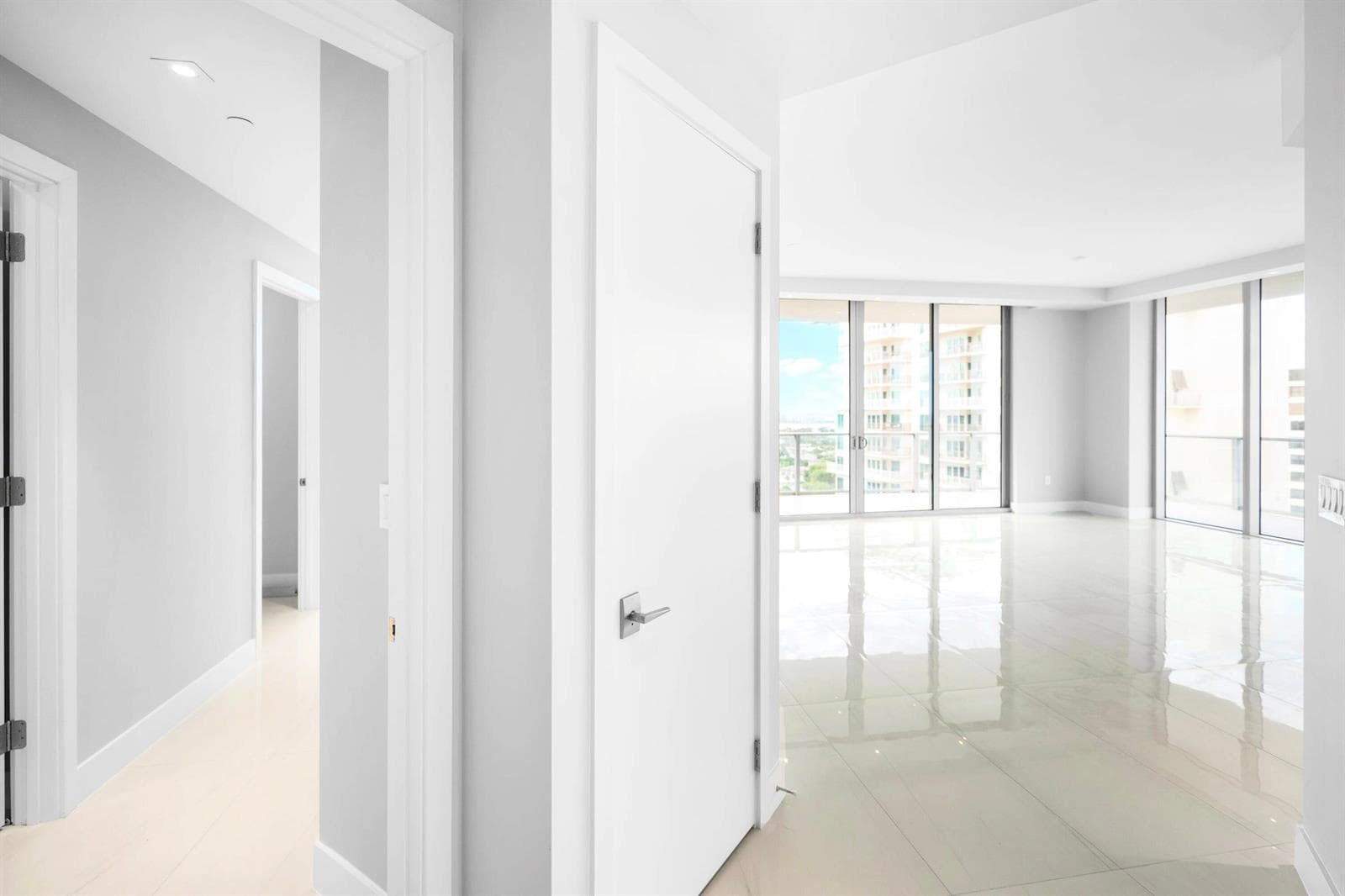 3100 N Ocean Drive H-1708 photo 14