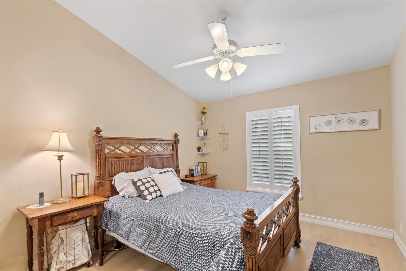 1401 Mahogany Place photo 17