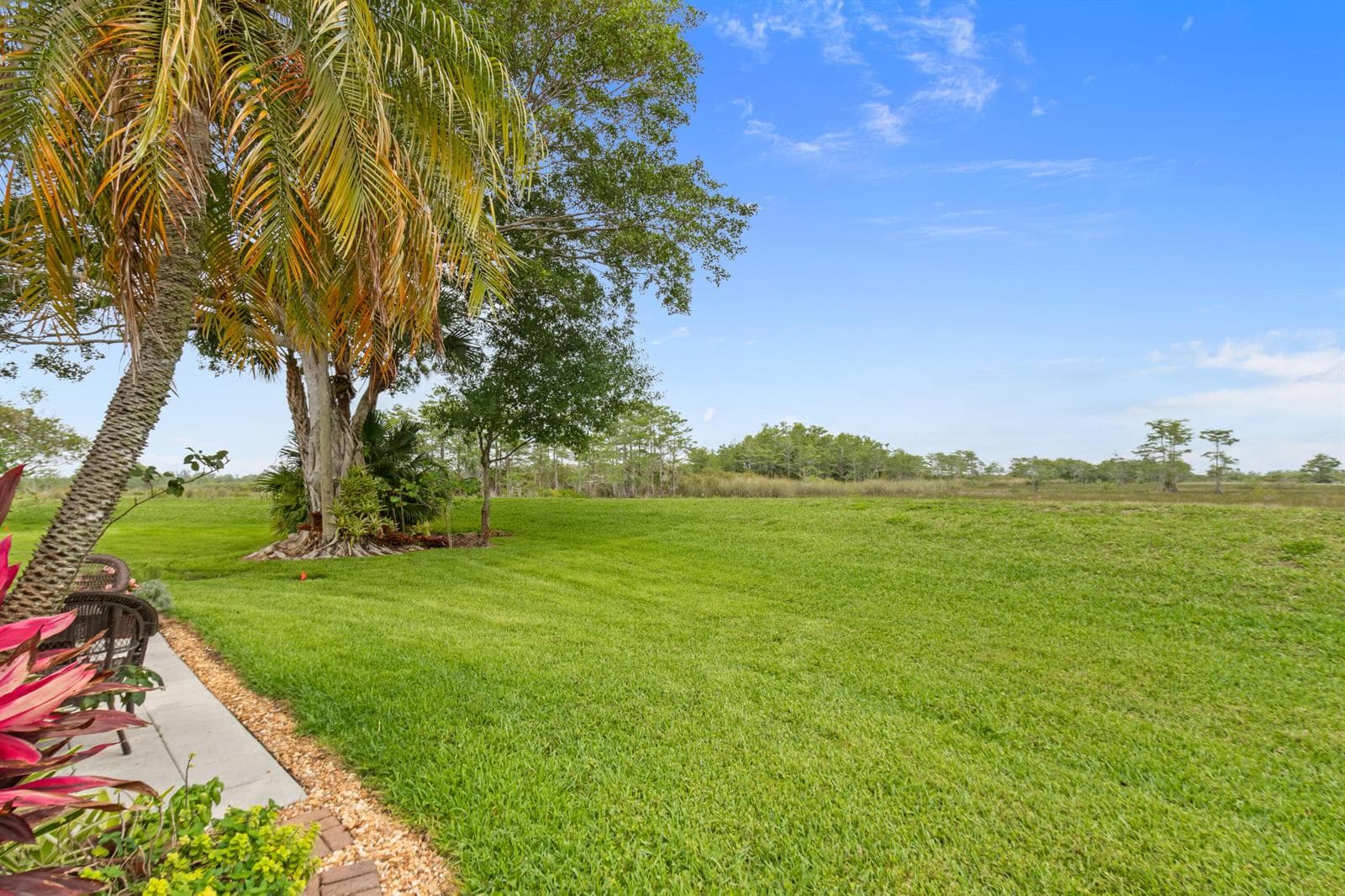 1401 Mahogany Place photo 21
