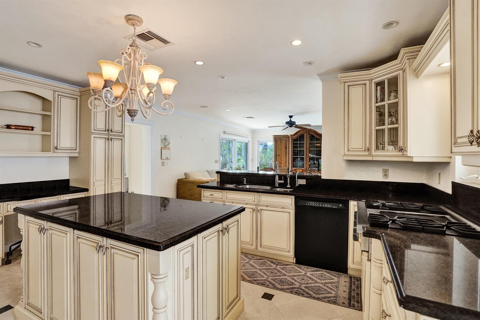 449 Isle Of Palms Drive photo 12