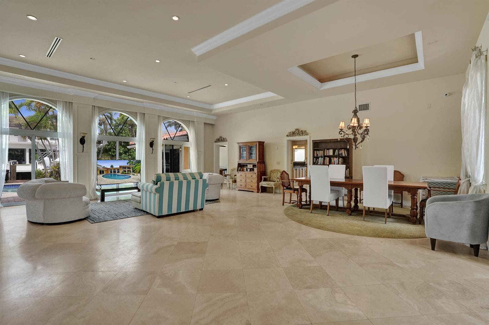 449 Isle Of Palms Drive photo 8