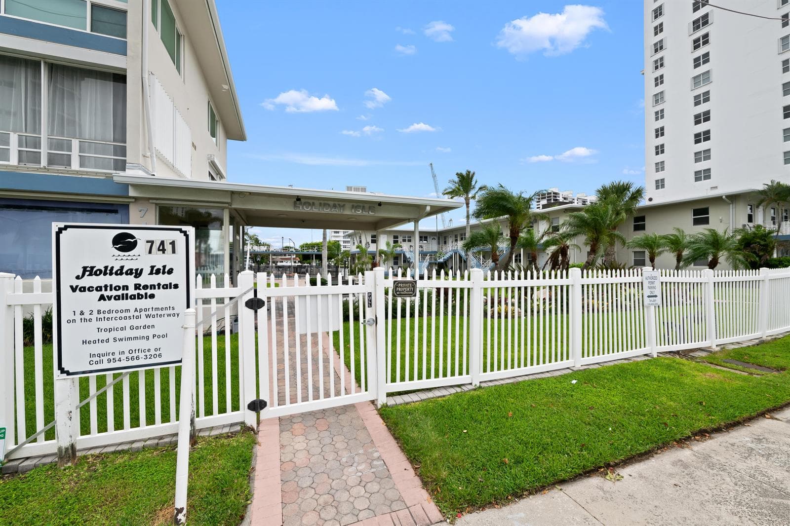741 Bayshore Drive 16n photo 22