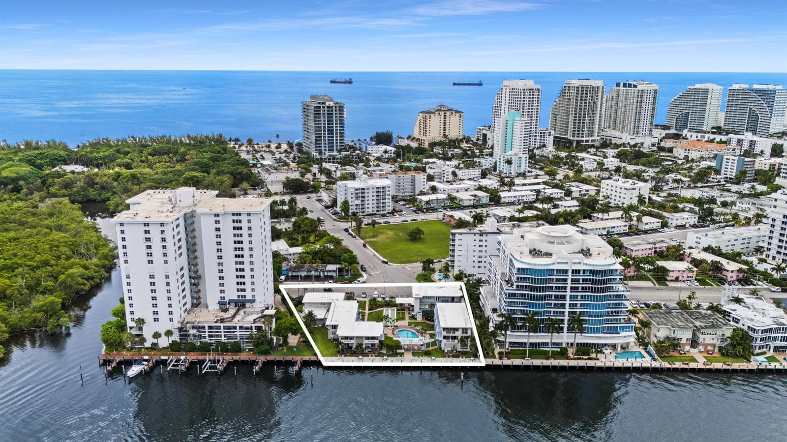 741 Bayshore Drive 16n photo 1