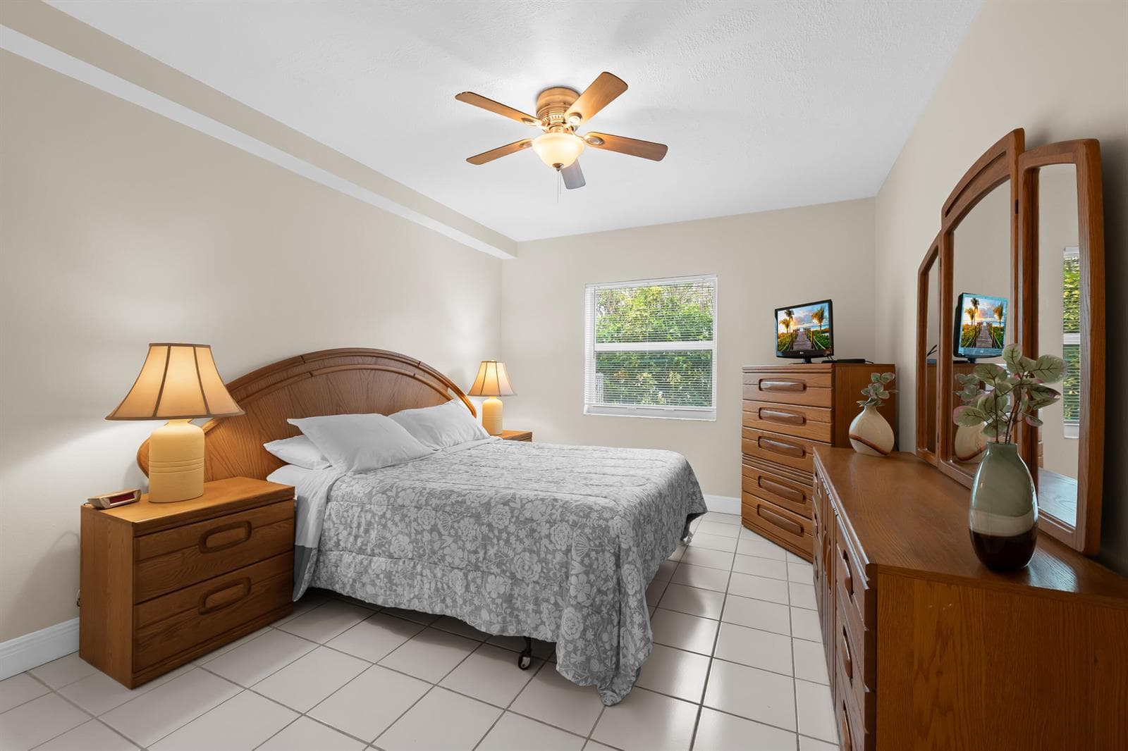 741 Bayshore Drive 16n photo 11