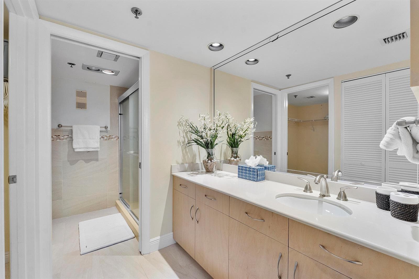 2687 N Ocean Boulevard 3080 photo 8