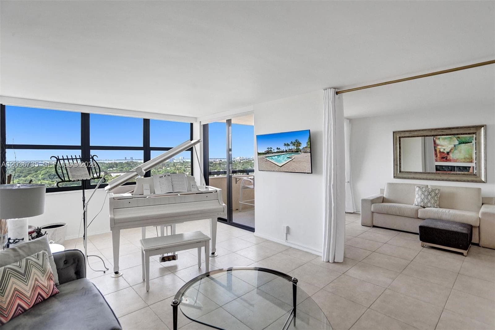 2555 Collins Ave 1508 photo 3