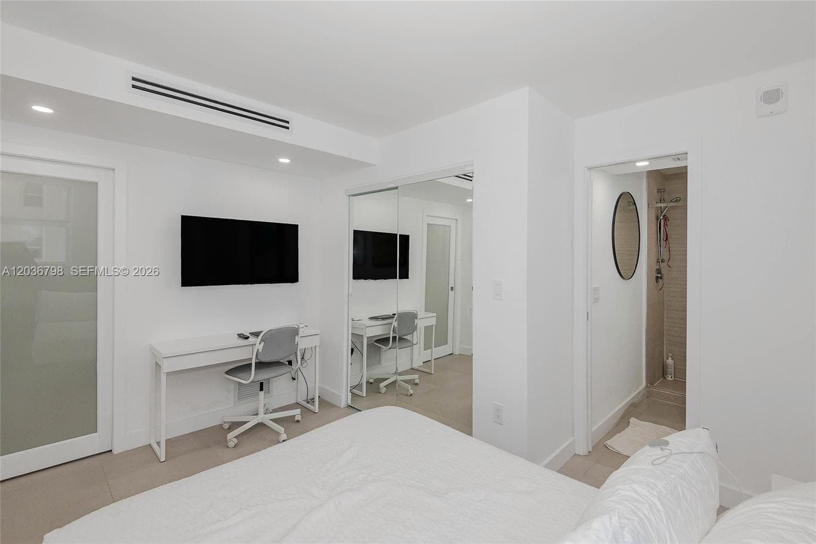 345 Ocean Dr 326 photo 22