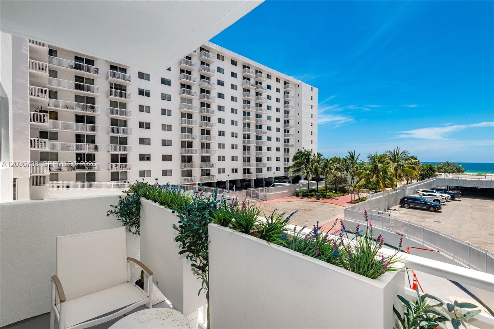 345 Ocean Dr 326 photo 25