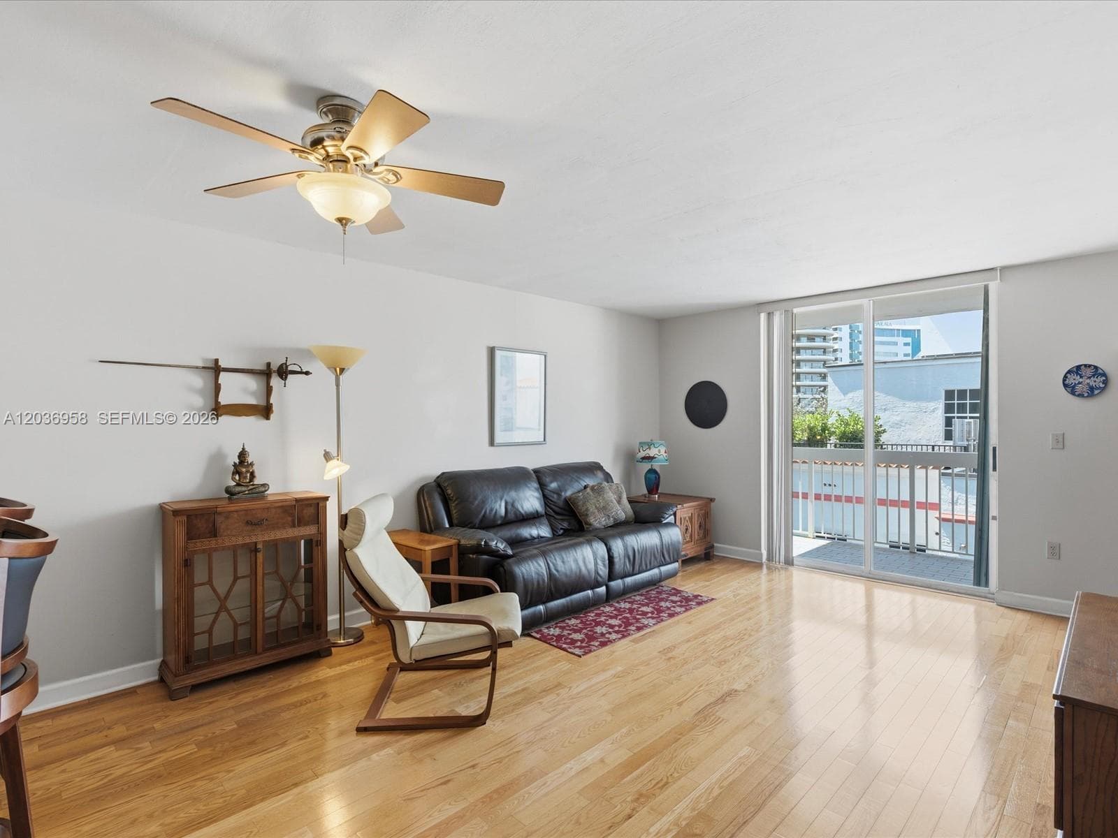3588 Collins Ave 504 photo 7