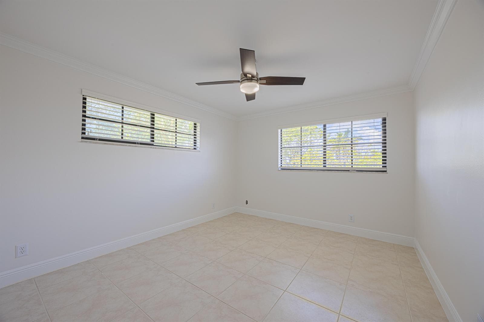 801 Palm Trail 9 photo 22