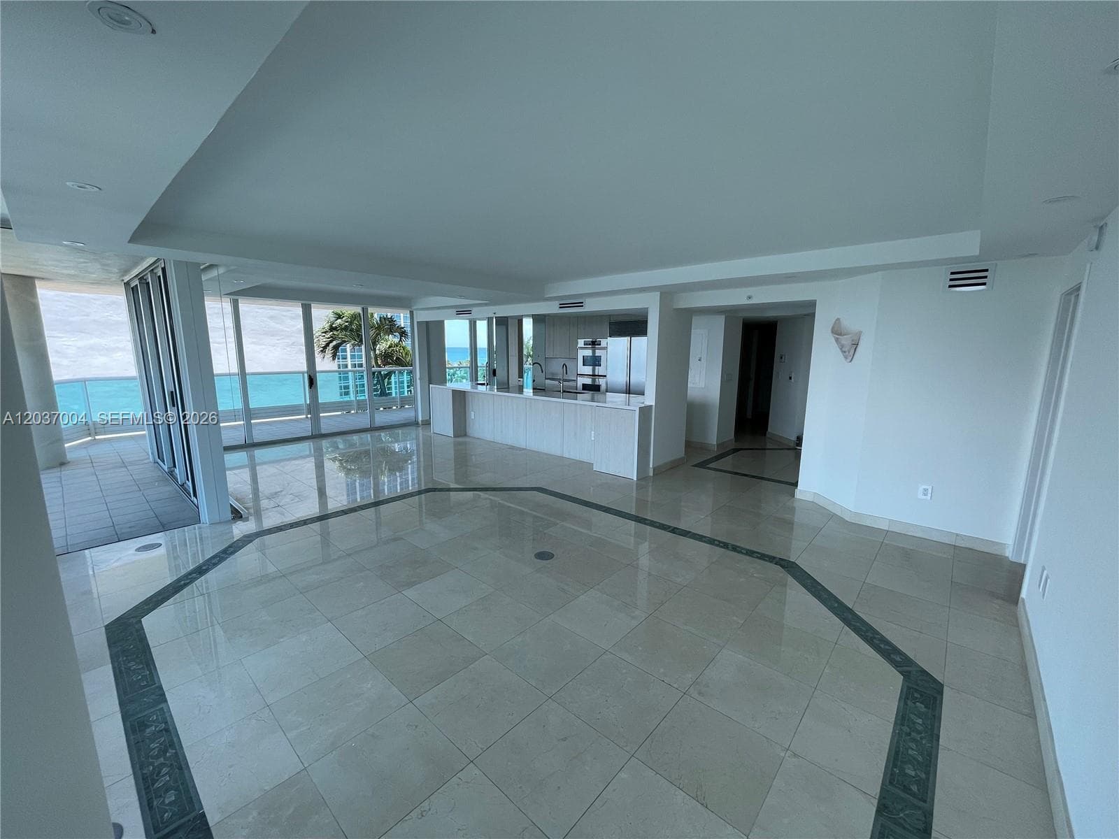5025 Collins Ave 601 photo 3