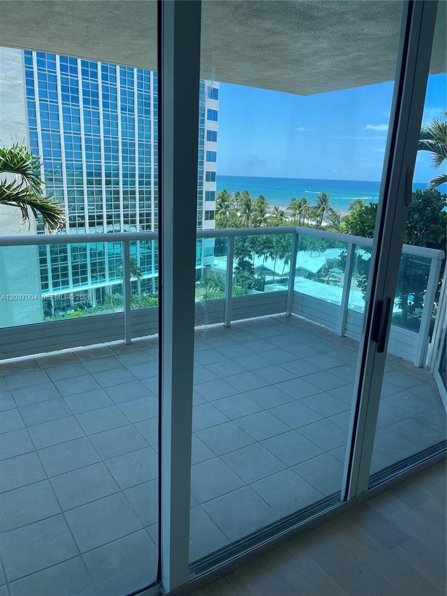 5025 Collins Ave 601 photo 19