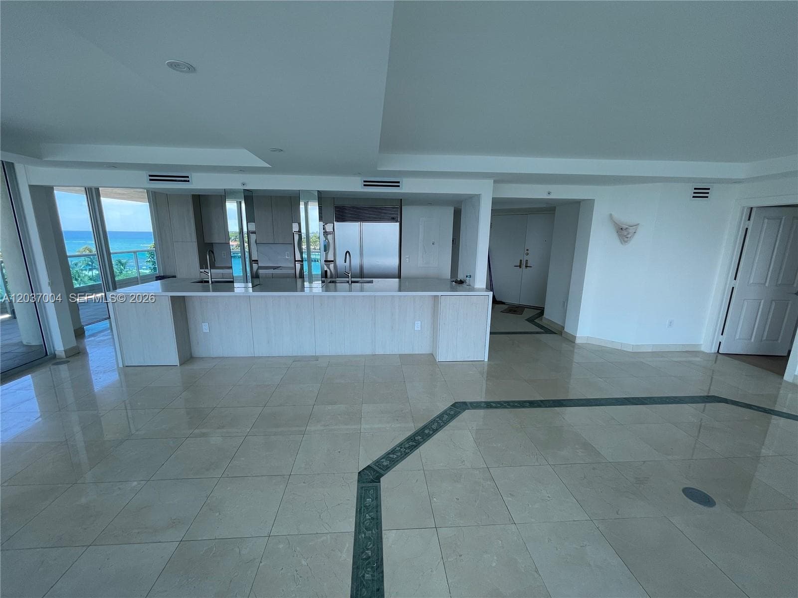 5025 Collins Ave 601 photo 8