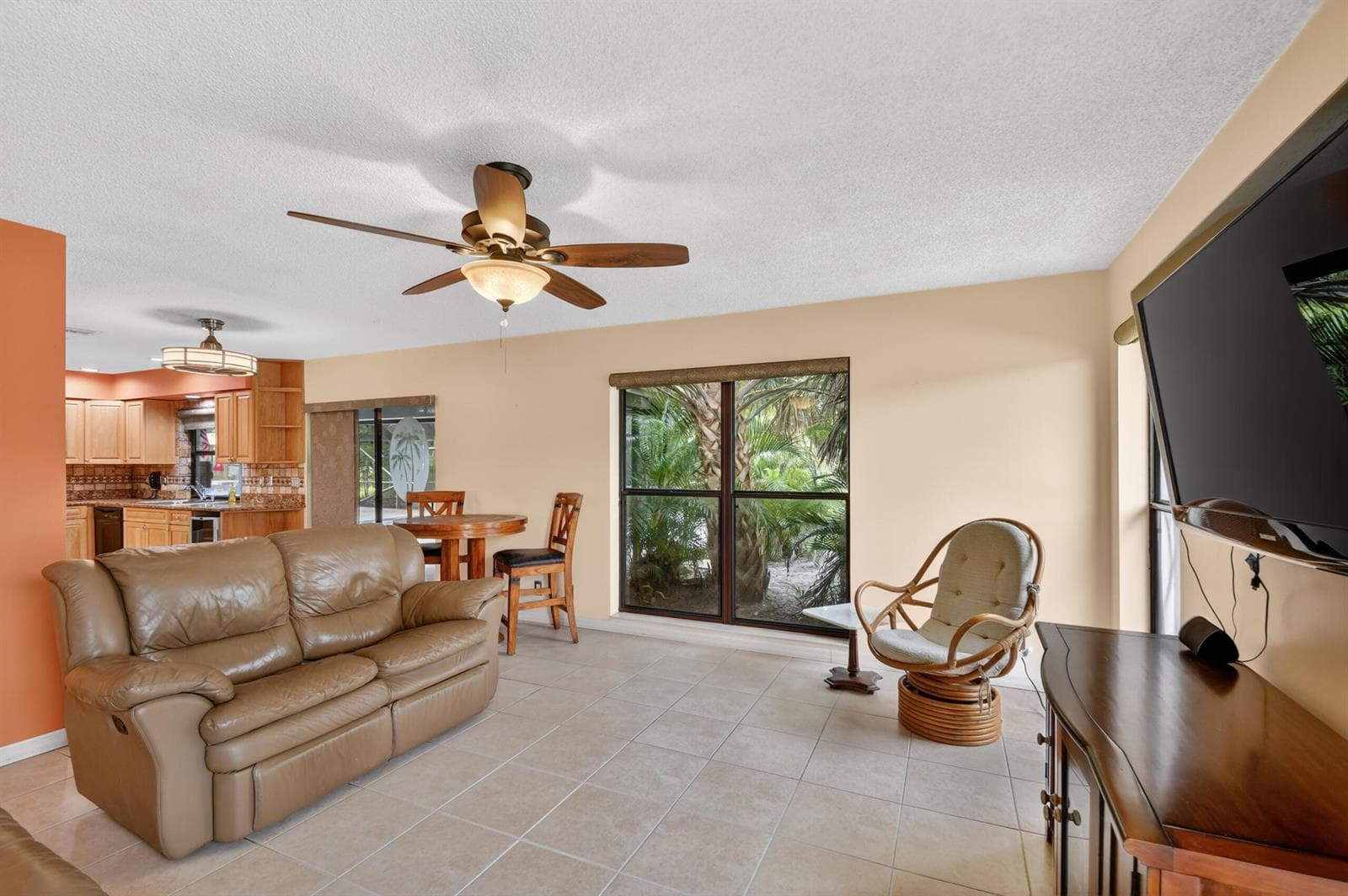 13606 Columbine Avenue photo 20