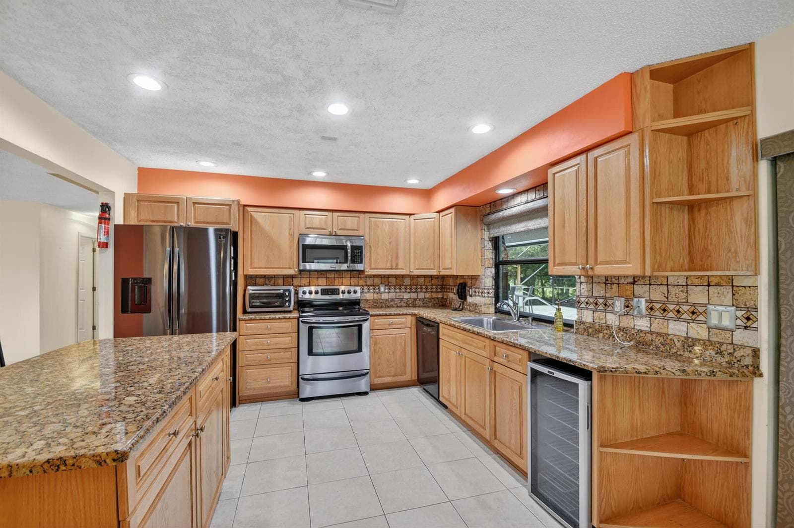 13606 Columbine Avenue photo 11