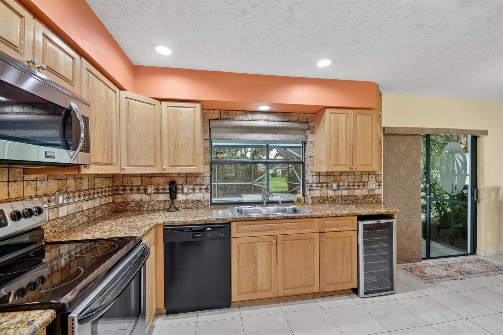 13606 Columbine Avenue photo 8