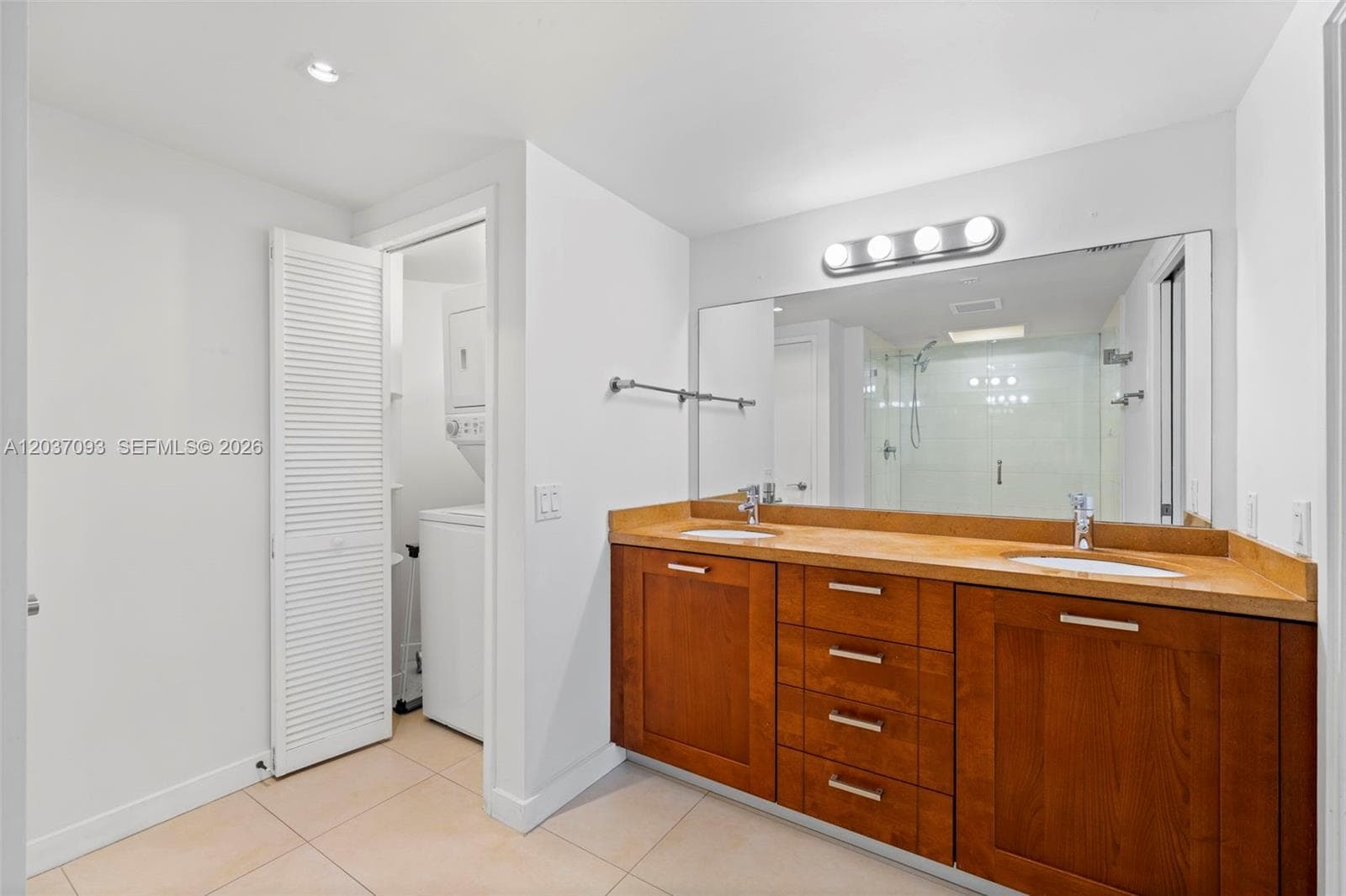 181 Crandon Blvd 301 photo 17