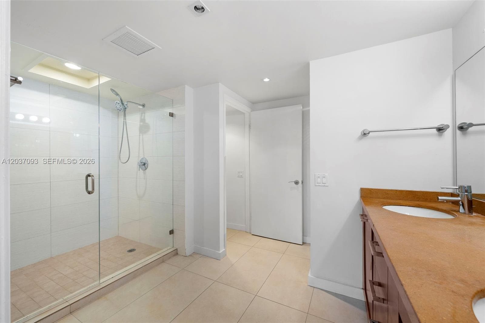181 Crandon Blvd 301 photo 16