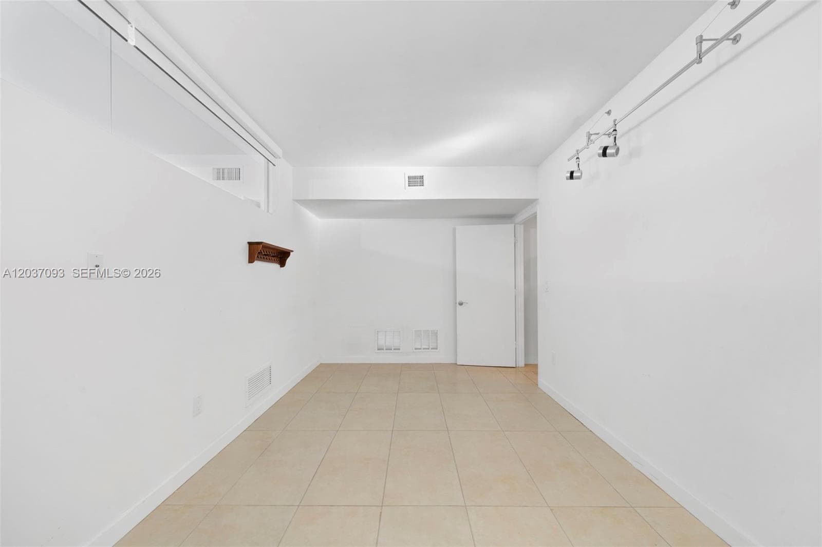 181 Crandon Blvd 301 photo 11