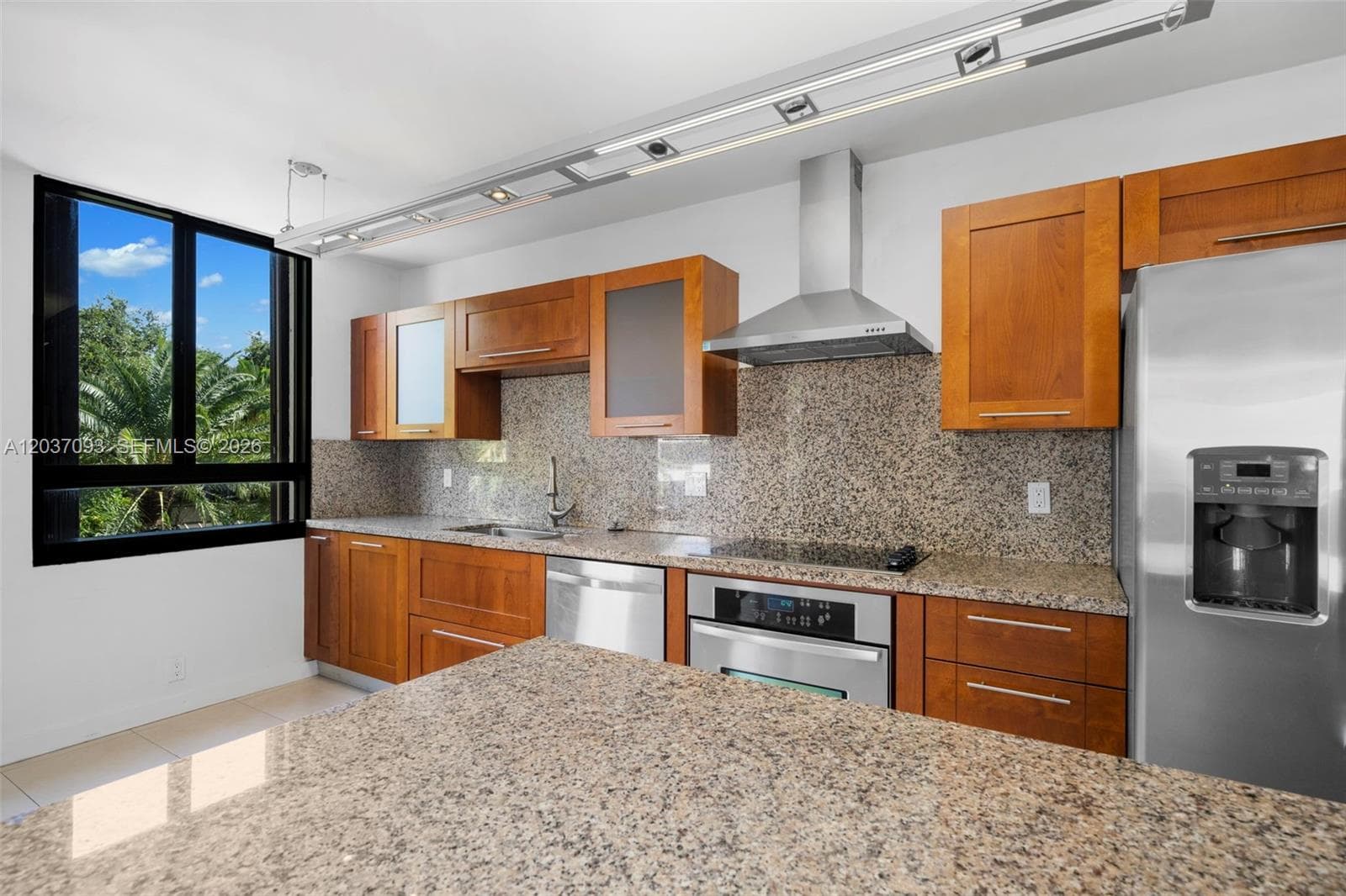 181 Crandon Blvd 301 photo 8