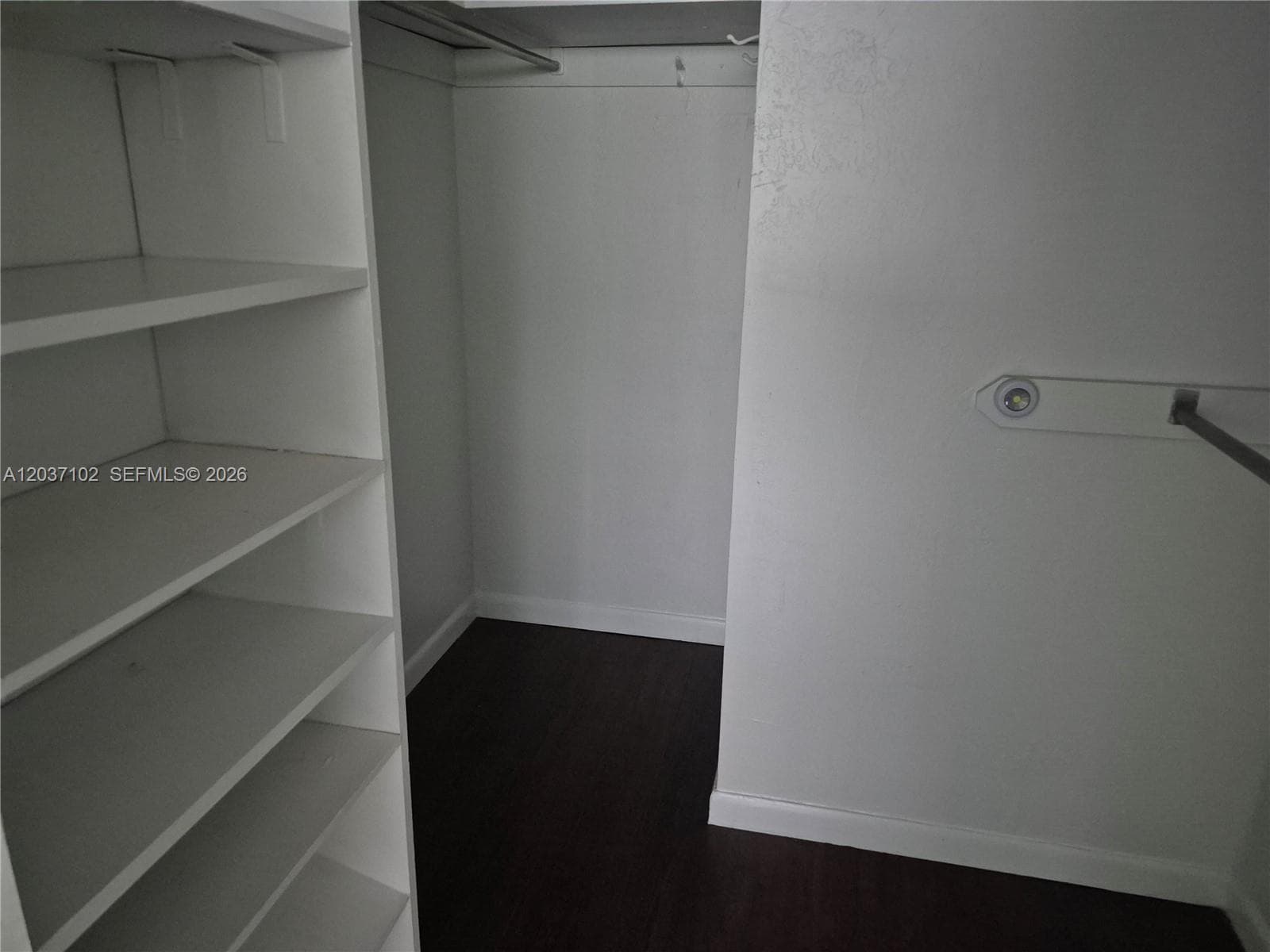 1617 SE 15th St 605 photo 9