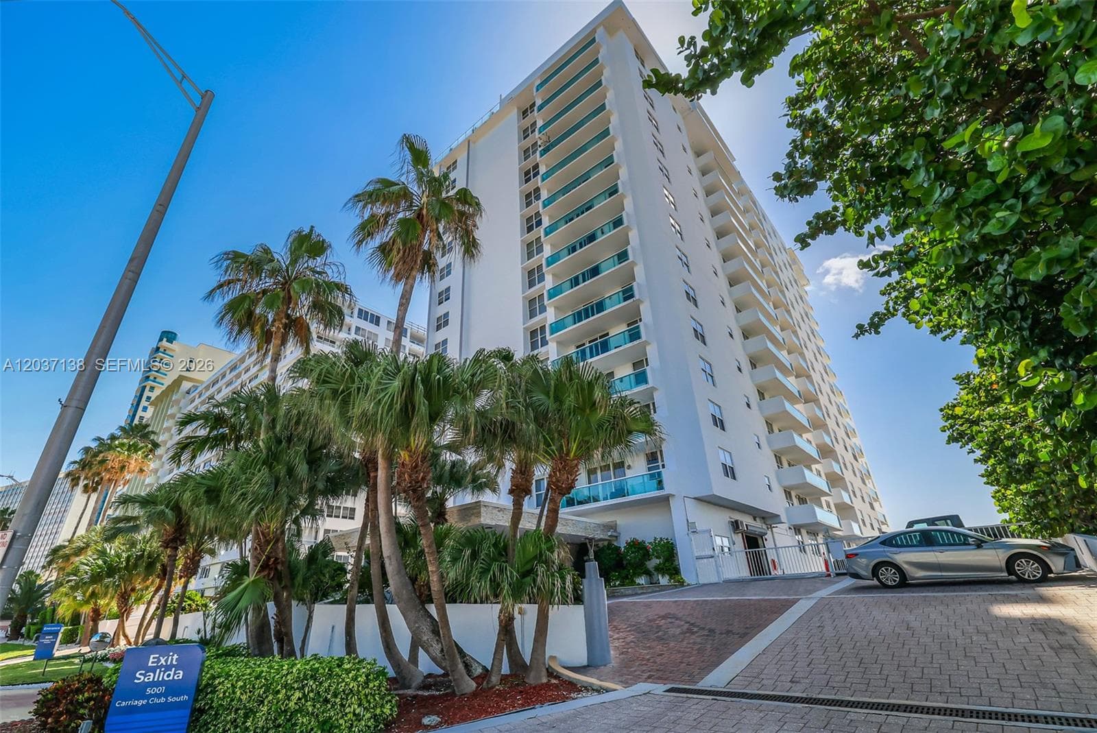 5001 Collins Ave 6E photo 2