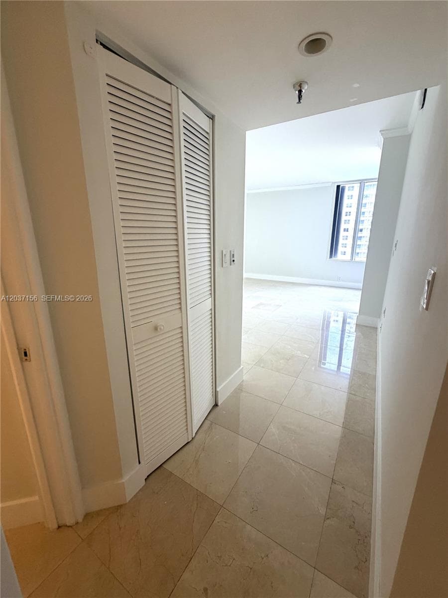 520 Brickell Key Dr A1005 photo 20