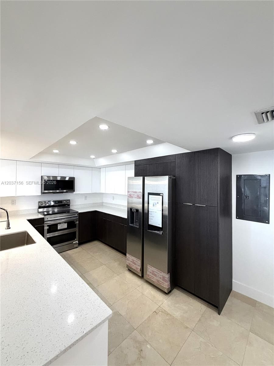520 Brickell Key Dr A1005 photo 15