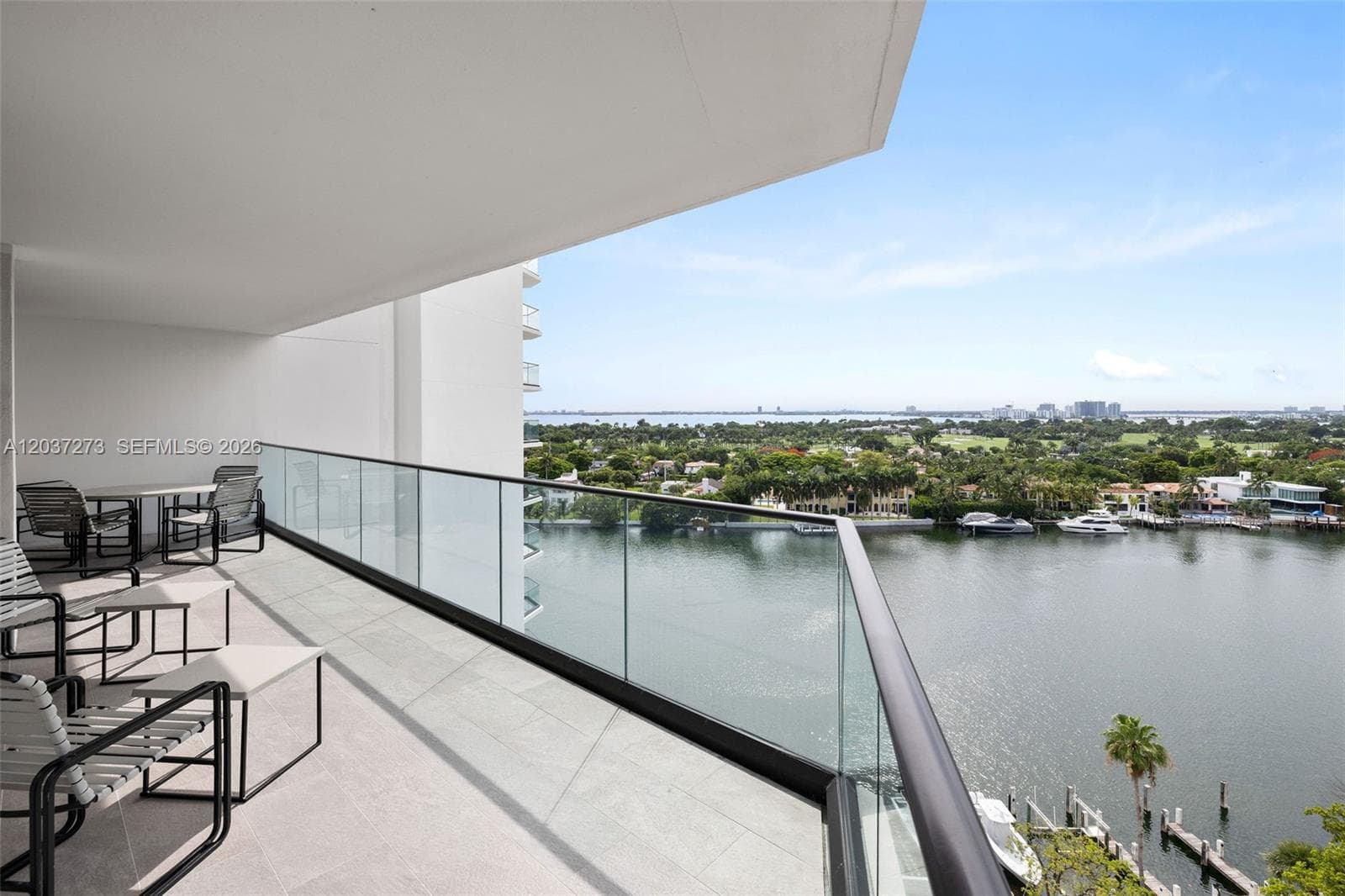 5500 Collins Ave 1401 photo 1