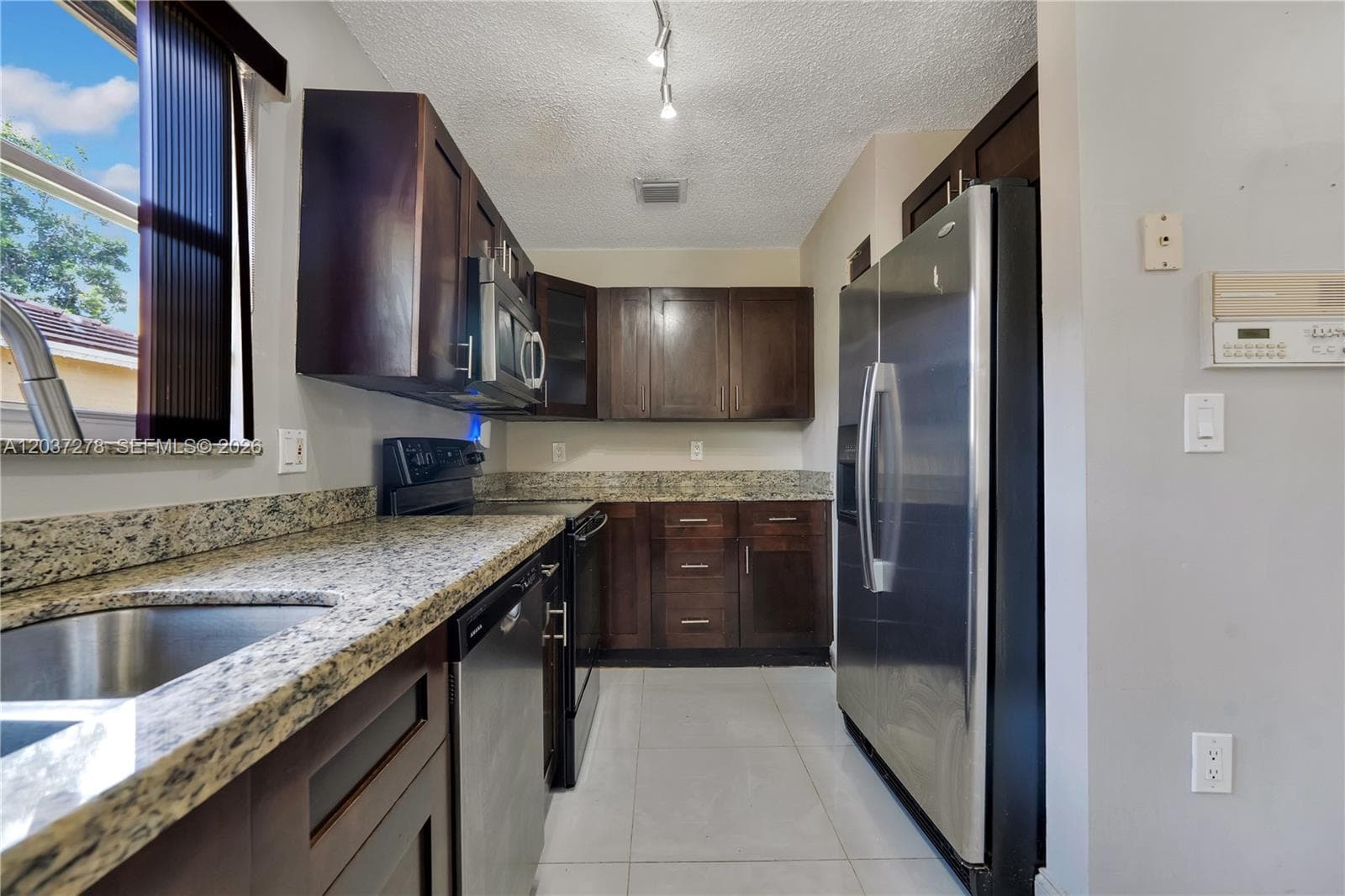 14530 SW 156th Ave photo 13