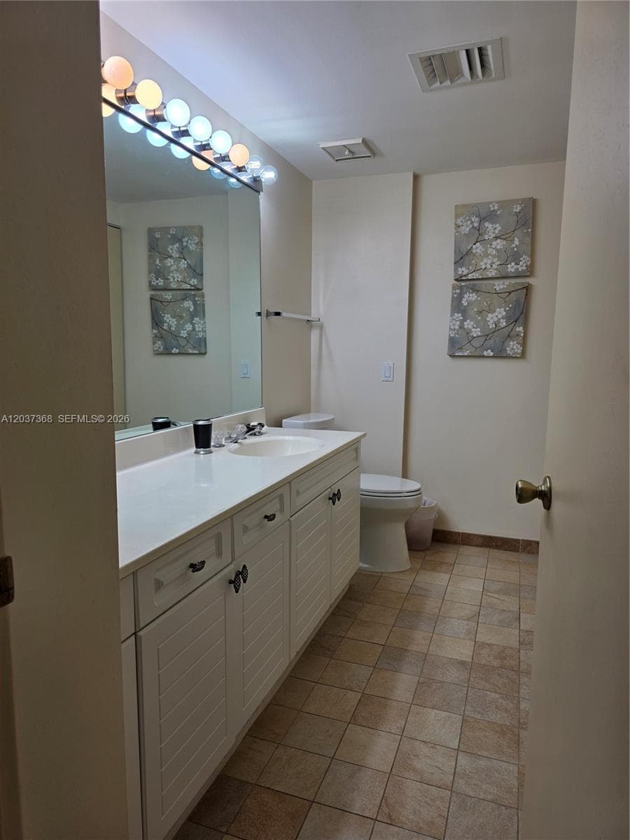 416 photo 14