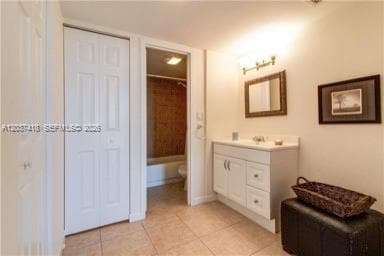 100 Bayview Dr 726 photo 23