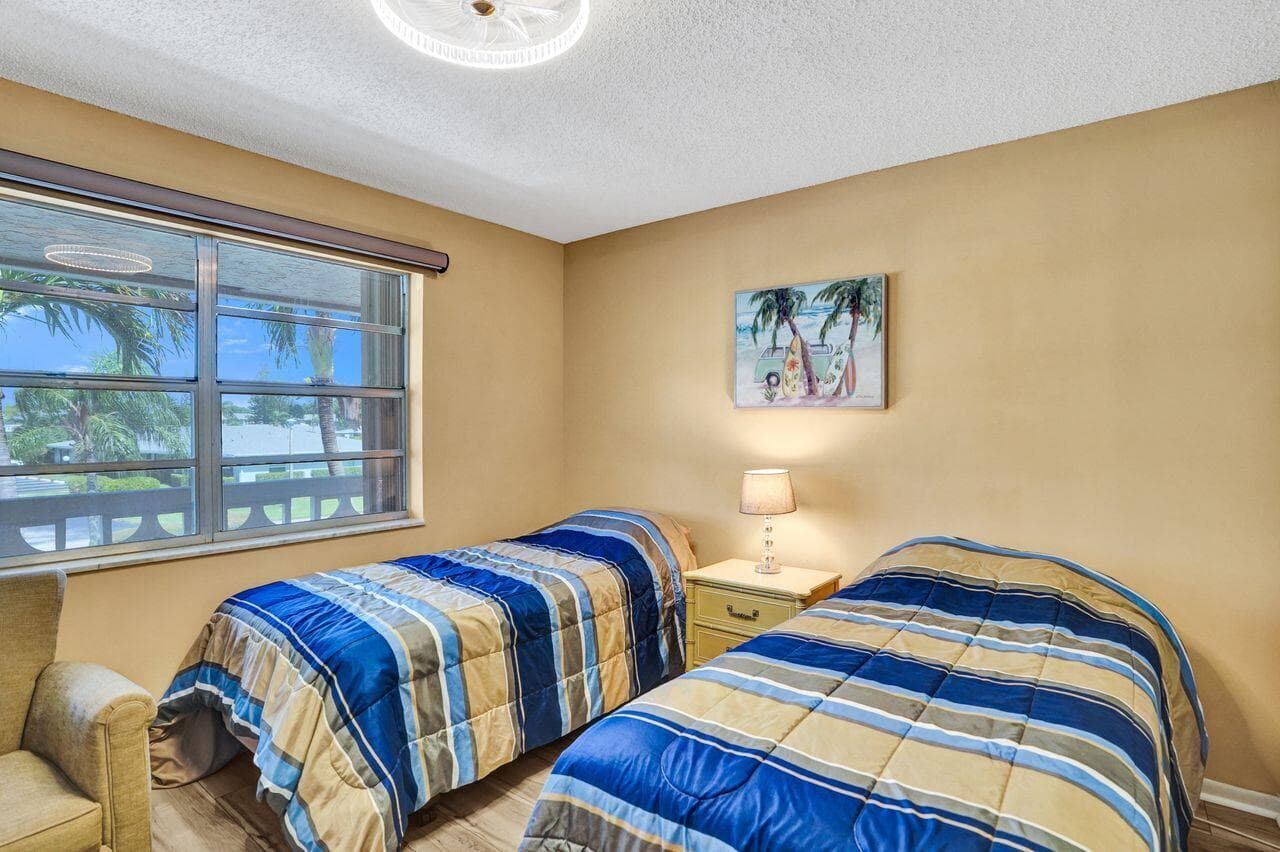 1050 Citrus Way 203 photo 7
