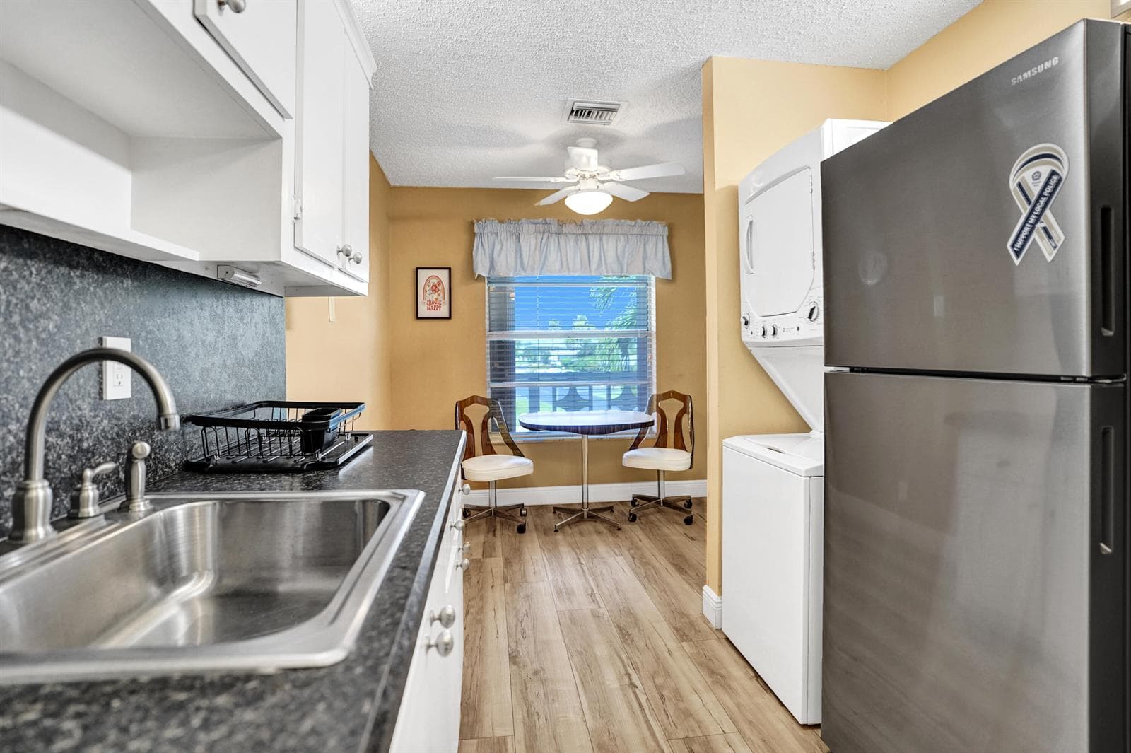 1050 Citrus Way 203 photo 14